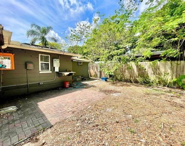 1730 Se Lambright Street - Photo Thumbnail 29