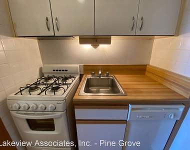 2738 N. Pine Grove - Photo Thumbnail 12