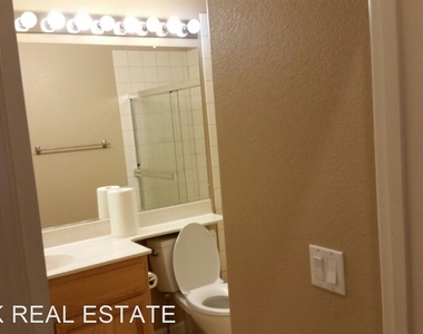 4462 Kings Peak Circle - Photo Thumbnail 17