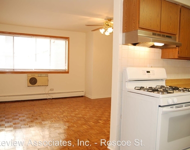 417 W. Roscoe - Photo Thumbnail 0