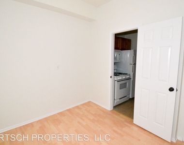 4615 N. Malden St - Photo Thumbnail 10