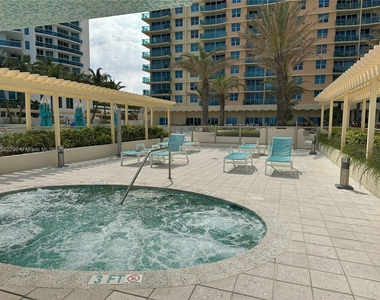 2501 S Ocean Dr - Photo Thumbnail 23