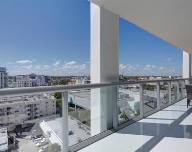 6799 Collins Ave - Photo Thumbnail 14