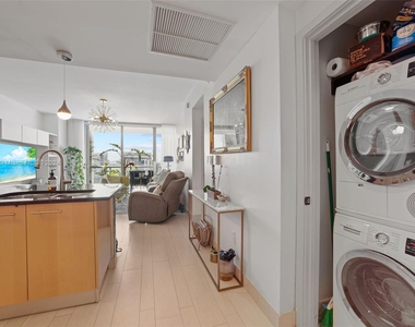 6799 Collins Ave - Photo Thumbnail 17