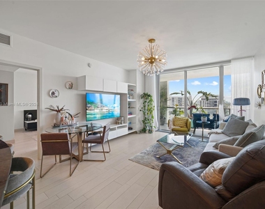 6799 Collins Ave - Photo Thumbnail 2