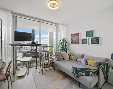 6799 Collins Ave - Photo Thumbnail 5