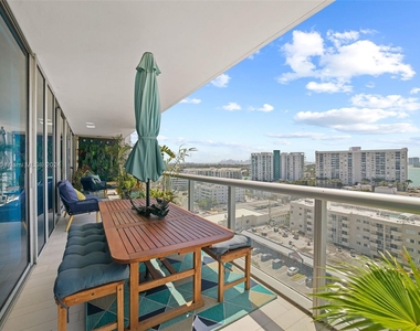 6799 Collins Ave - Photo Thumbnail 0