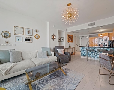 6799 Collins Ave - Photo Thumbnail 14