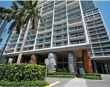 475 Brickell Ave - Photo Thumbnail 21