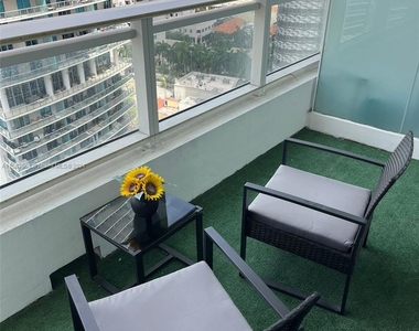 1080 Brickell Ave - Photo Thumbnail 10