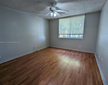 4055 W Mcnab Rd - Photo Thumbnail 7