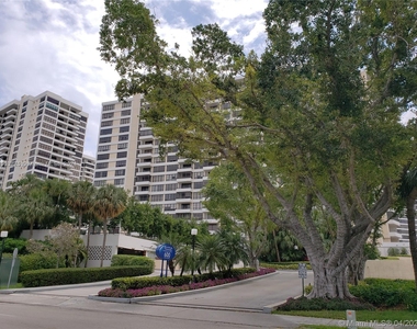 600 Three Islands Blvd - Photo Thumbnail 22