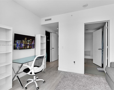 1080 Brickell Ave - Photo Thumbnail 20