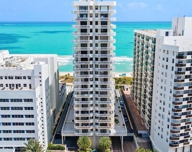 6061 Collins Ave - Photo Thumbnail 0