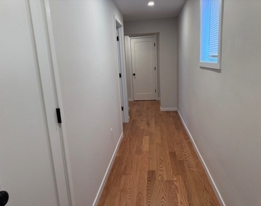 620 Hyde Park Ave - Photo Thumbnail 10