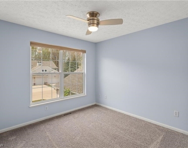 2581 Wyndgate Court - Photo Thumbnail 16