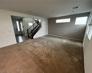 6901 Whisper Canyon Place - Photo Thumbnail 16