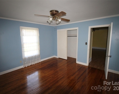 5122 Wilkinson Boulevard - Photo Thumbnail 10