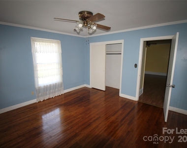 5122 Wilkinson Boulevard - Photo Thumbnail 11