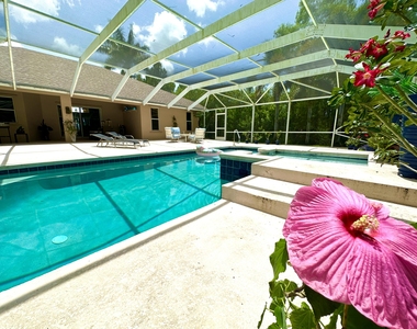 13589 Key Lime Boulevard - Photo Thumbnail 7