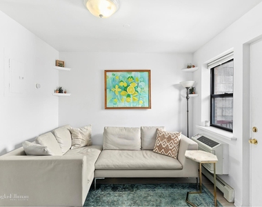 62 Rivington St - Photo Thumbnail 3