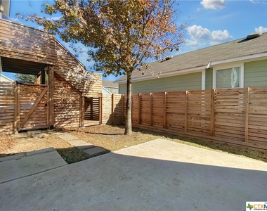 315 Rachel Street - Photo Thumbnail 21