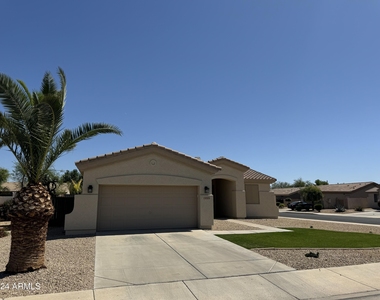 14570 W Catalina Drive - Photo Thumbnail 30