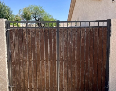 14570 W Catalina Drive - Photo Thumbnail 25