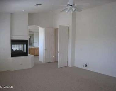 5505 E Calle Del Sol -- - Photo Thumbnail 3