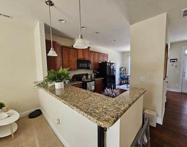 3973 Amelia Park Drive - Photo Thumbnail 4