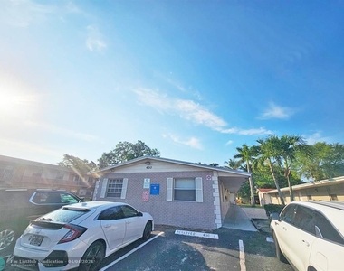 430 Nw 40th Ct - Photo Thumbnail 12