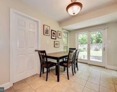 6134 Ramshorn Drive - Photo Thumbnail 14