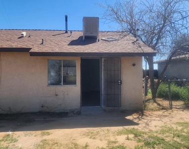 7517 California City Boulevard - Photo Thumbnail 21