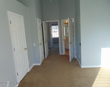 12311 Kensington Lakes Drive - Photo Thumbnail 18