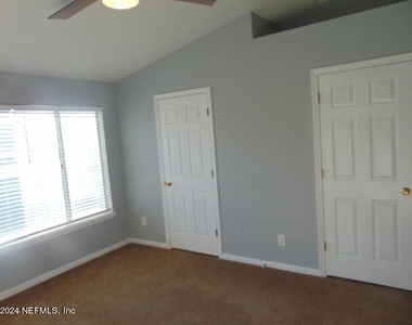 12311 Kensington Lakes Drive - Photo Thumbnail 20