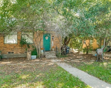 1018 Denton Street - Photo Thumbnail 2