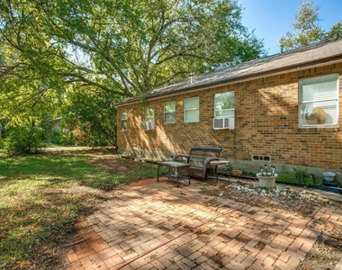 1018 Denton Street - Photo Thumbnail 11