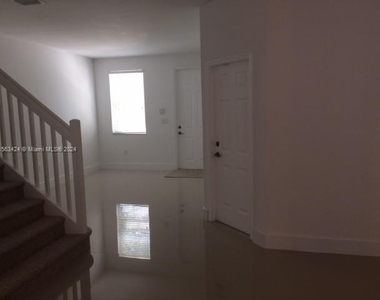 10923 Nw 79 St - Photo Thumbnail 6