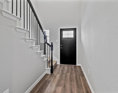 3115 Yellow Pine Drive - Photo Thumbnail 2