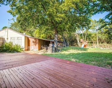 1432 San Saba - Photo Thumbnail 1