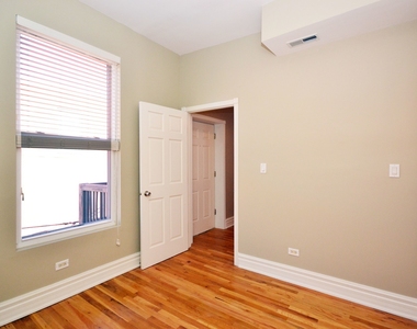 1706 W Huron Street - Photo Thumbnail 7