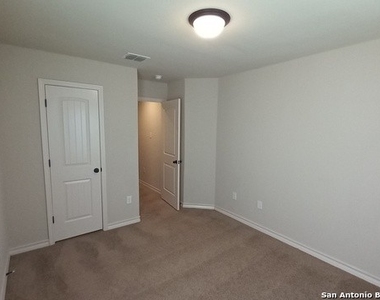 6631 Mia Way - Photo Thumbnail 26