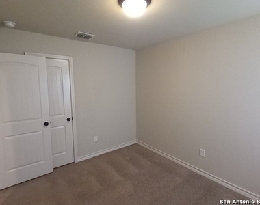 6631 Mia Way - Photo Thumbnail 35