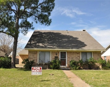 2613 Sam Houston Drive - Photo Thumbnail 0