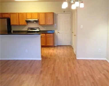 3633 Clubview Drive - Photo Thumbnail 12