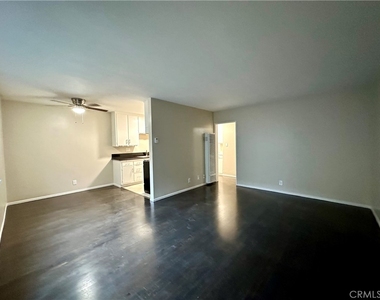 2309 Cedar - Photo Thumbnail 0