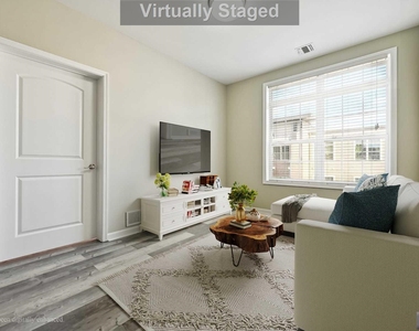 5808 Washington Street - Photo Thumbnail 5