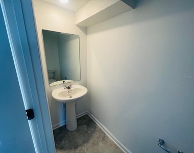 2877 Pierr Street - Photo Thumbnail 10