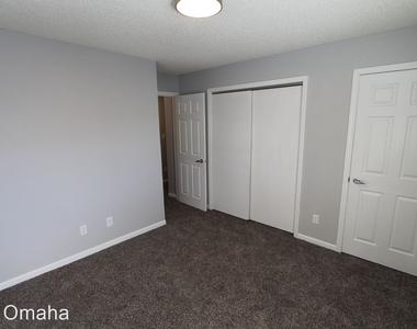 1401 Lakewood Drive - Photo Thumbnail 8