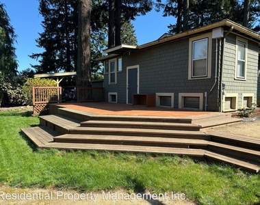 10227 Ne Shaver Street - Photo Thumbnail 12